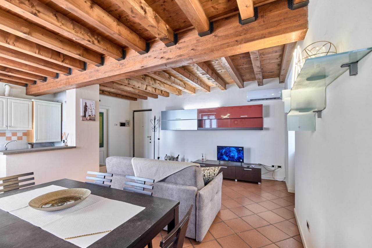 App. Maison Doree Apartment *